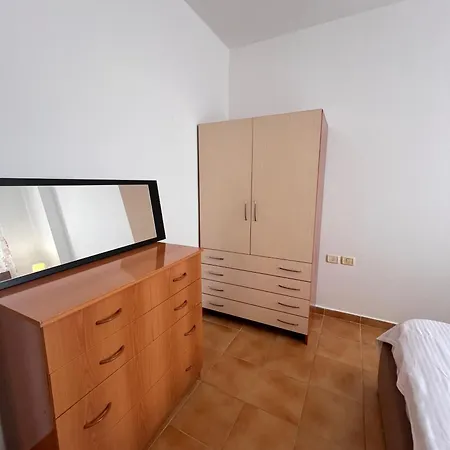 Kalpazo New Bazzar Tirana