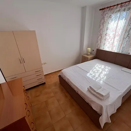 Kalpazo New Bazzar Apartment Tirana