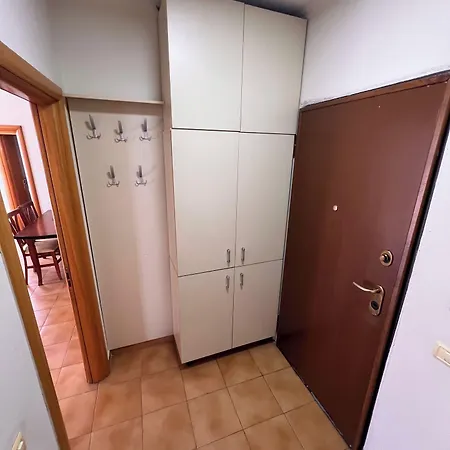 Kalpazo New Bazzar * Tirana